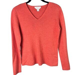 Petite Sophisticate Women’s V-Neck long sleeve Wool Sweater Size Small